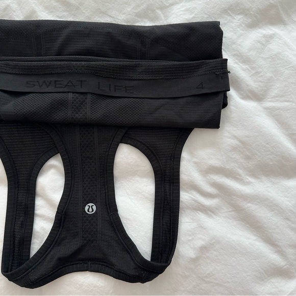 Lululemon Black Swiftly Tech Tee Toronto 10K Tank - Picture 4 of 4